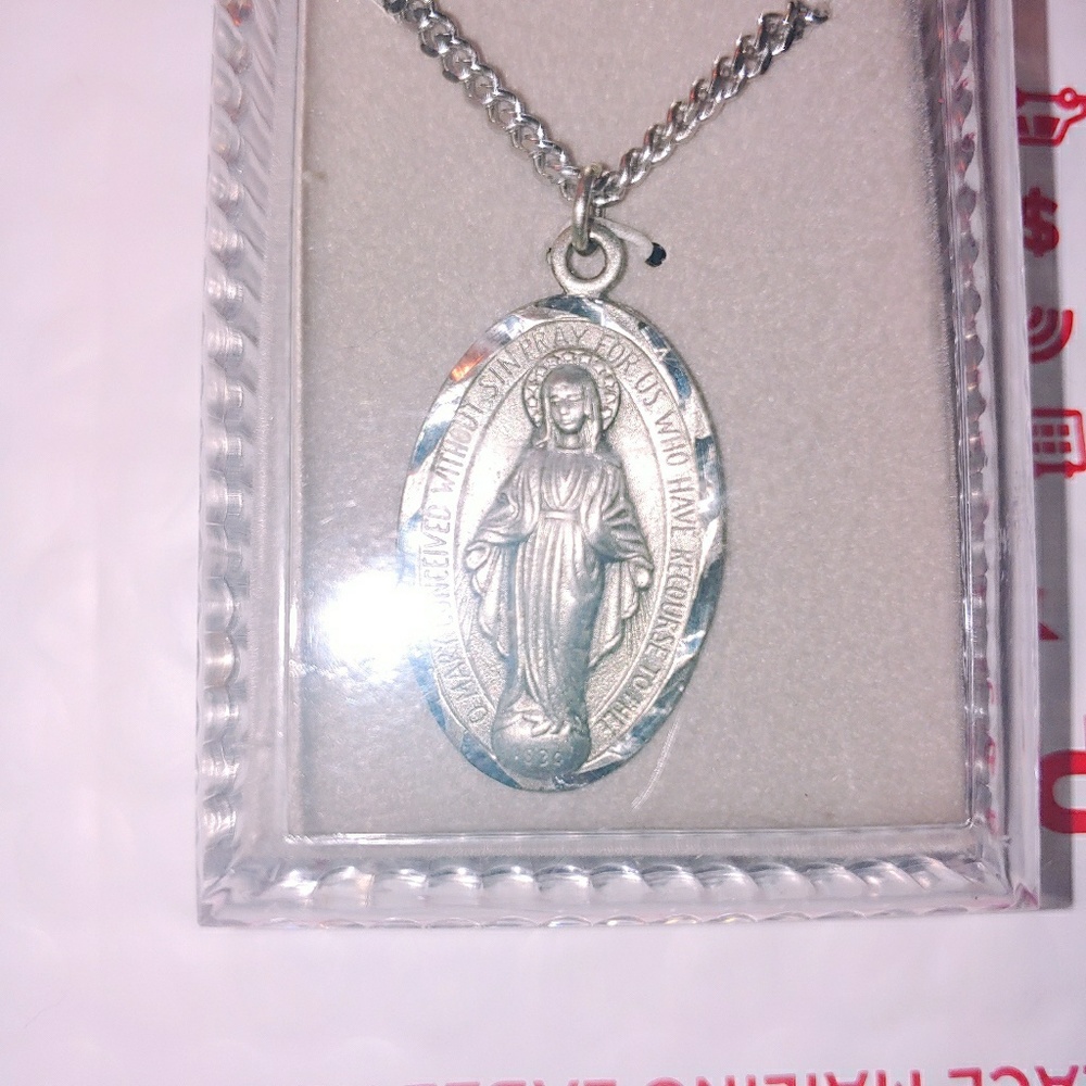 Very Rare Blessed Mary Necklace & Miraculous Medal